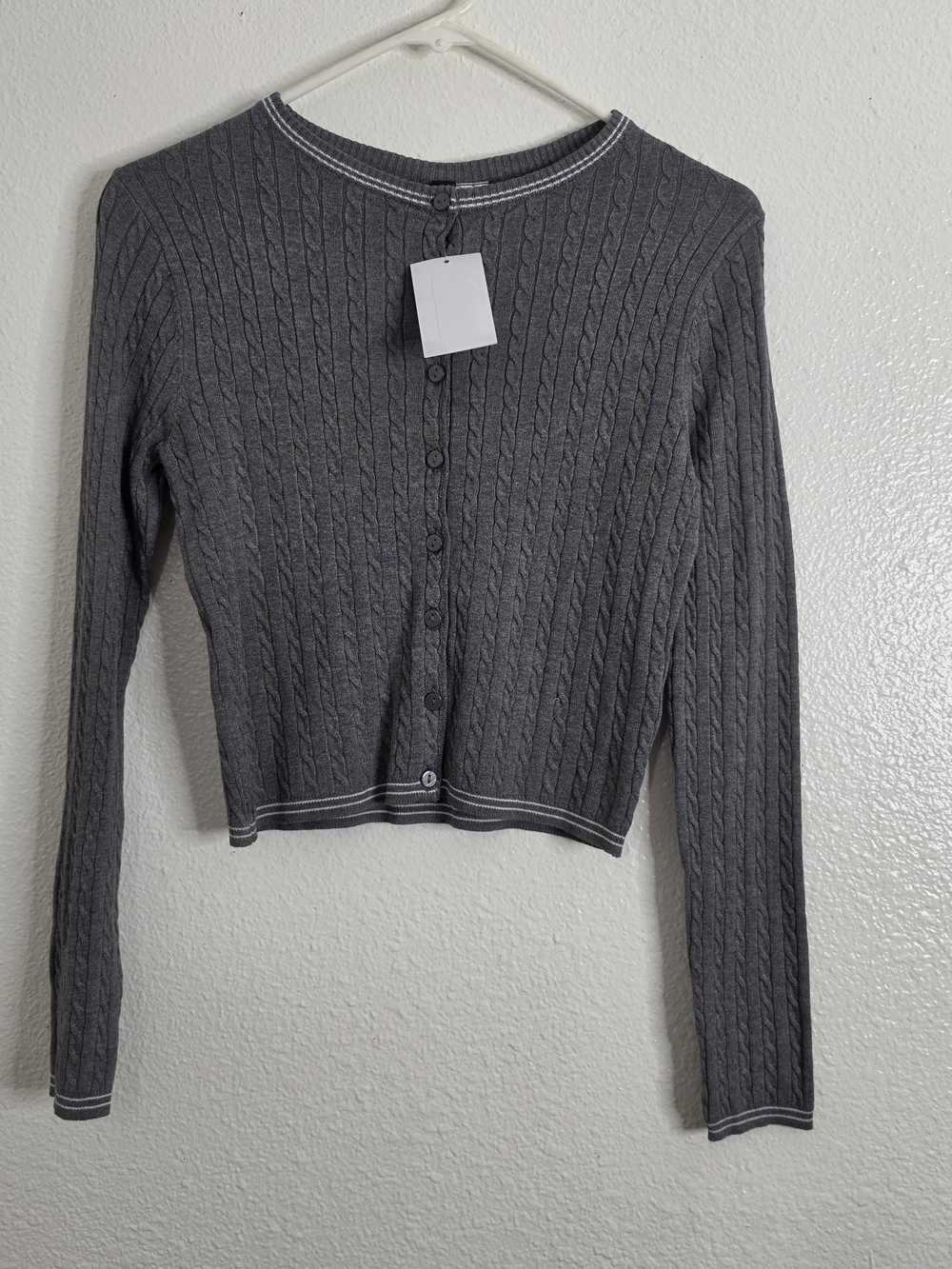 H&M Divided XXS Gray Cable Knit Cropped Cardigan Button Front Coquette Ribbed